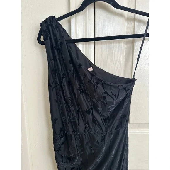Hutch Black Floral Burnout Velvet One Shoulder Ruched Midi Dress M - Picture 3 of 11